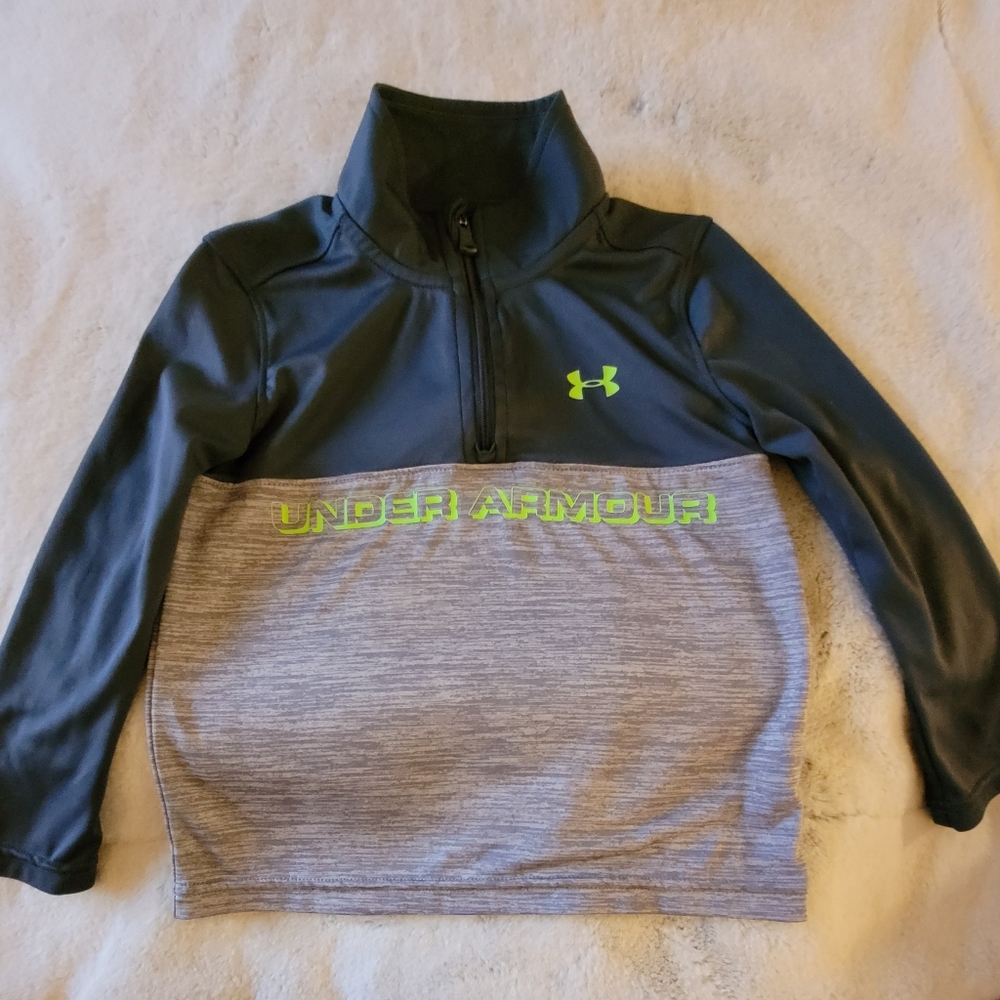 3T Under Armour Lightweigt Pullover